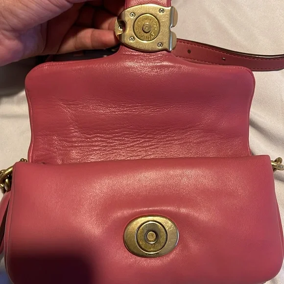 Coach Pink Tabby Pillow 18 - Picture 5 of 5